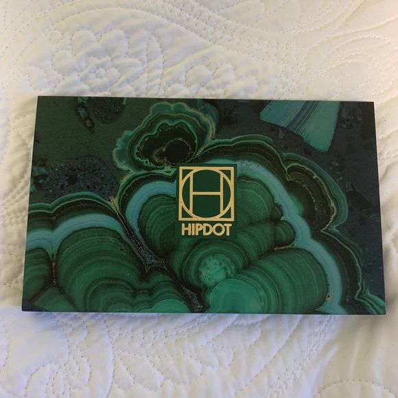 HIPDOT CENOTE EYESHADOW PALETTE - Picture 2 of 3